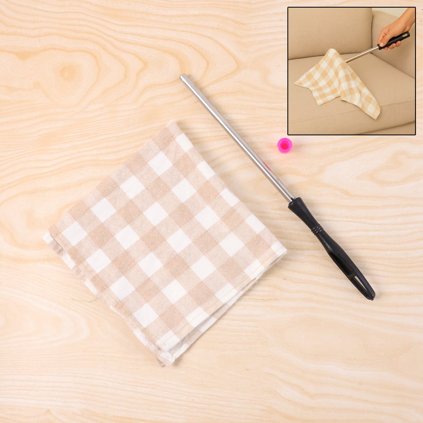 Handle dusting mop with a slim, fixed metal handle for easy grip