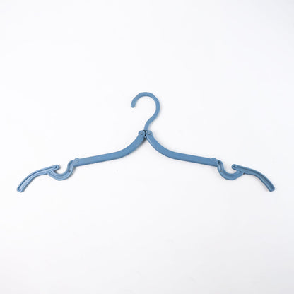 Lightweight foldable hangers designed for travel and outdoor use