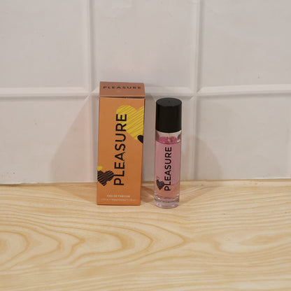 Various angles of Pleasure Eau De Parfum bottle