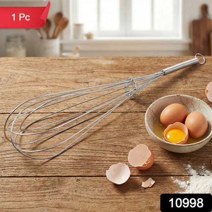 Kitchen whisk made of stainless steel, perfect for mixing and whisking