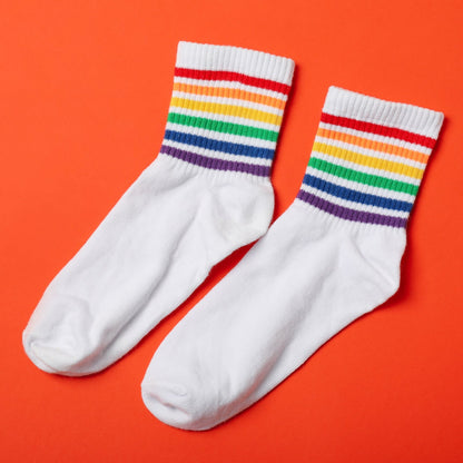 Mixed design men's ankle sports socks showing thick cotton cushion and comfort