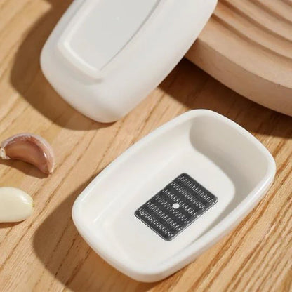 kitchen garlic grinding plate for spice crushing