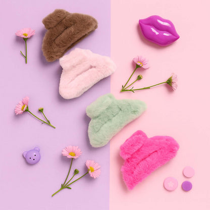 Stylish big hair claw clip covered in soft faux fur for thick or long hair.