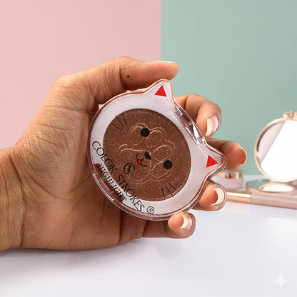 Compact shimmer highlighter ideal for party and daily makeup