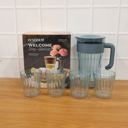 Plastic water jug with 4 glasses for serving beverages