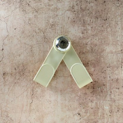 Kitchen lid organizer clip in action