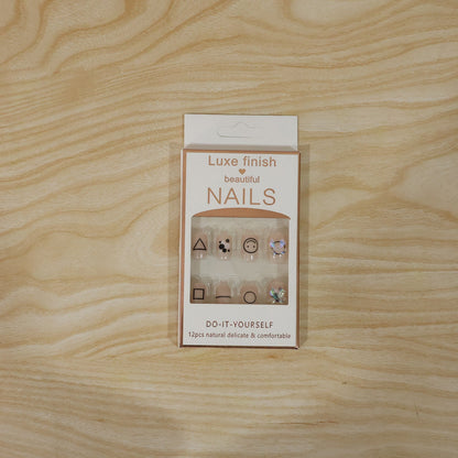 Durable everyday wear press-on nails showcasing a comfortable fit.