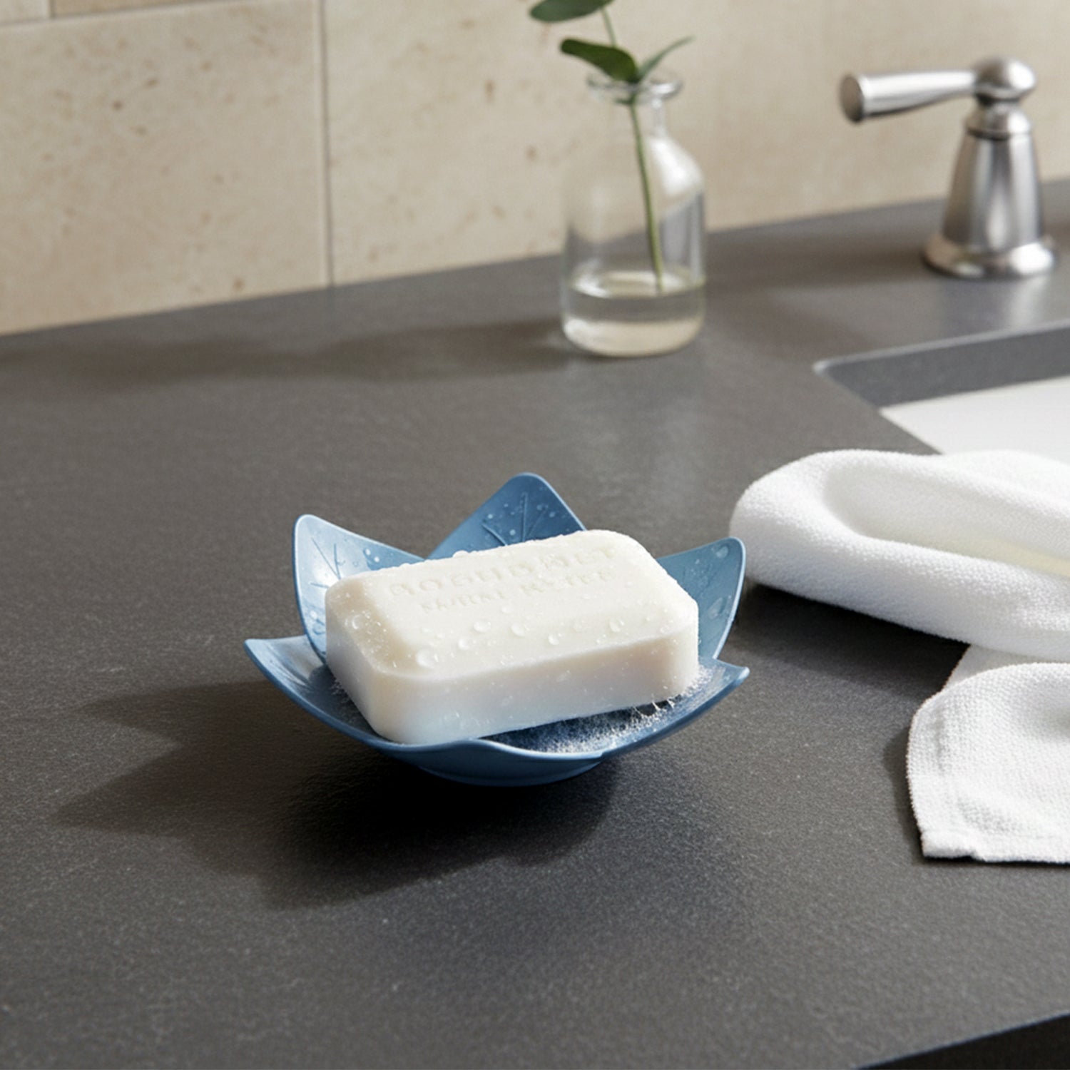 Soap holder tray in lotus blossom design