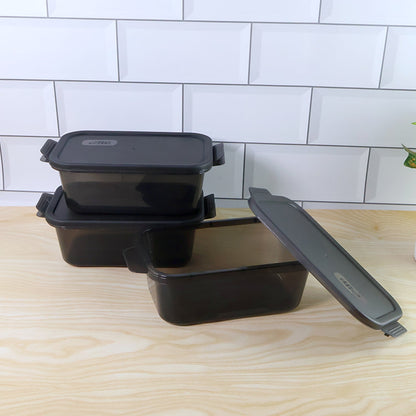 Close-up of a leakproof clip-lock lid on a rectangular food storage container.