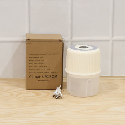 Garlic chopper with box and USB Type-C cable