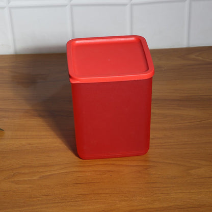 Reusable plastic storage container for home and kitchen use